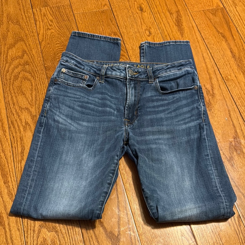 American Eagle Outfitters Men's Slim Jeans in Washed Blue